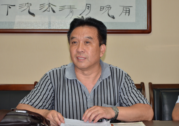 史和平处长汇报有关工作