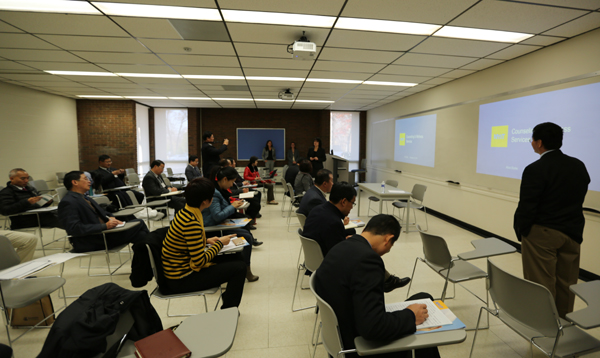 在纽约理工学院的长岛校区学习