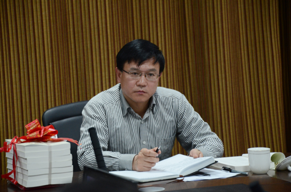 徐长玉馆长主持